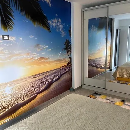 Alezzi Beach Seaview Apartment