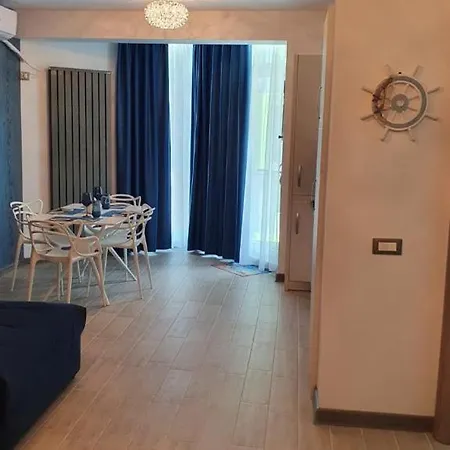 Alezzi Beach Seaview * Navodari